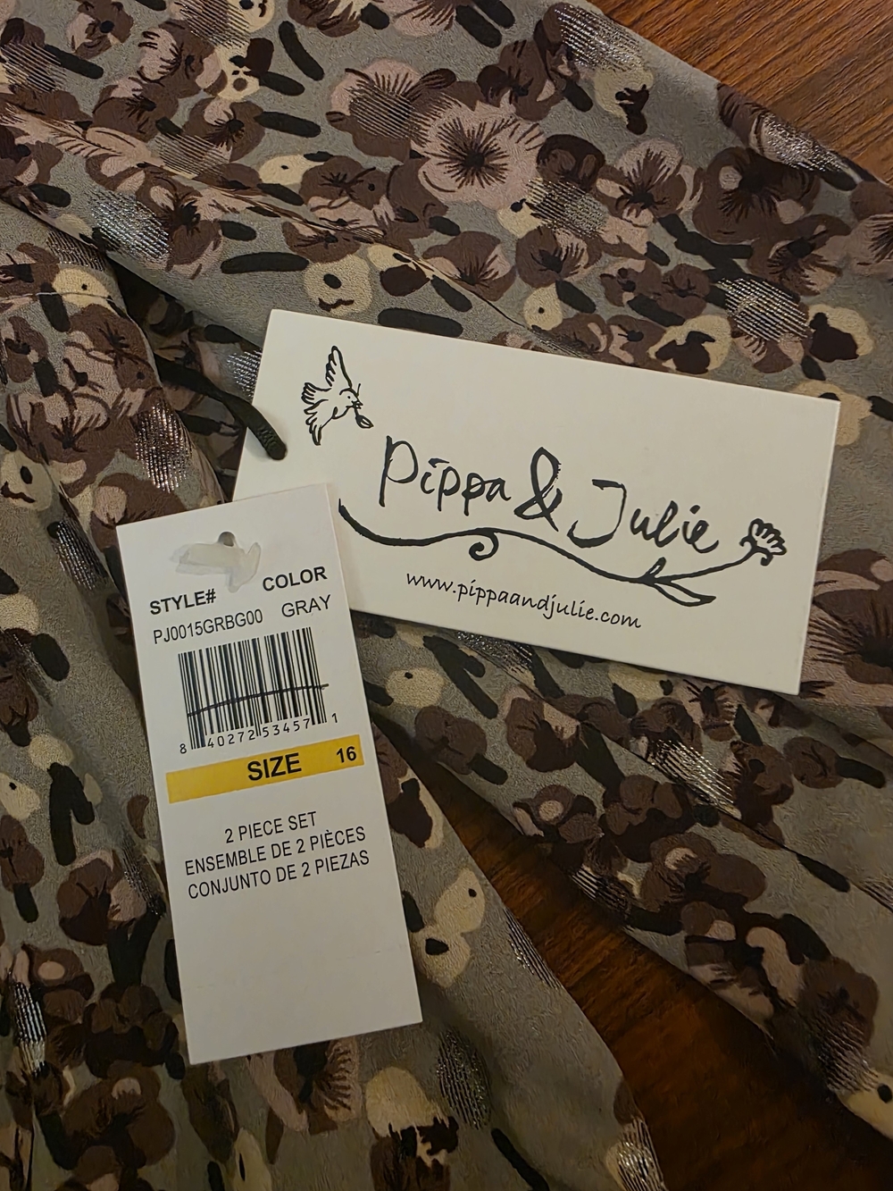 0Pippa & Julie Women's Gray Floral Set
